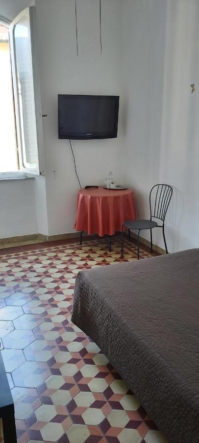 Bed and Breakfast Arena Alfieri Livorno Exterior foto